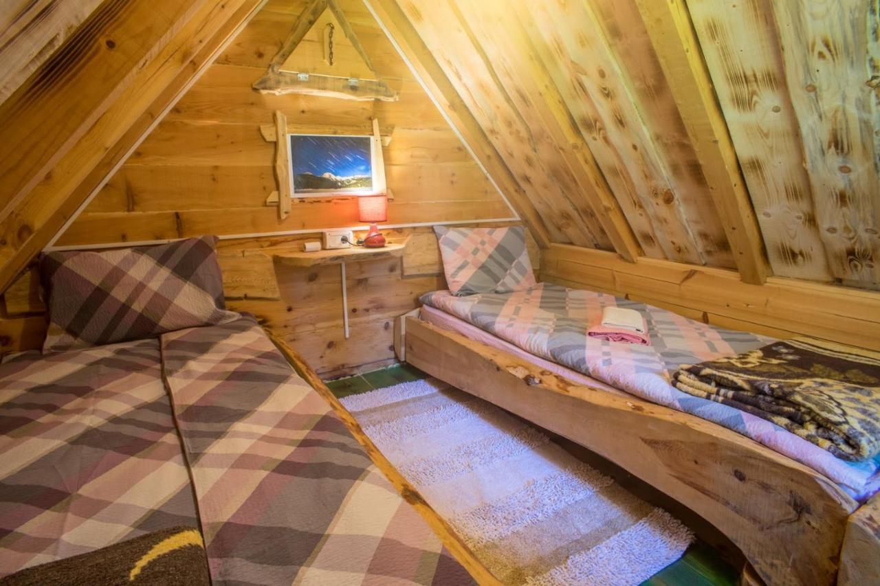 Eco Camp Chalets Pod Gorom Žabljak エクステリア 写真