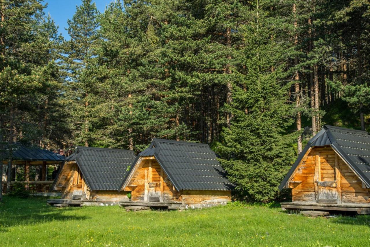Eco Camp Chalets Pod Gorom Žabljak エクステリア 写真