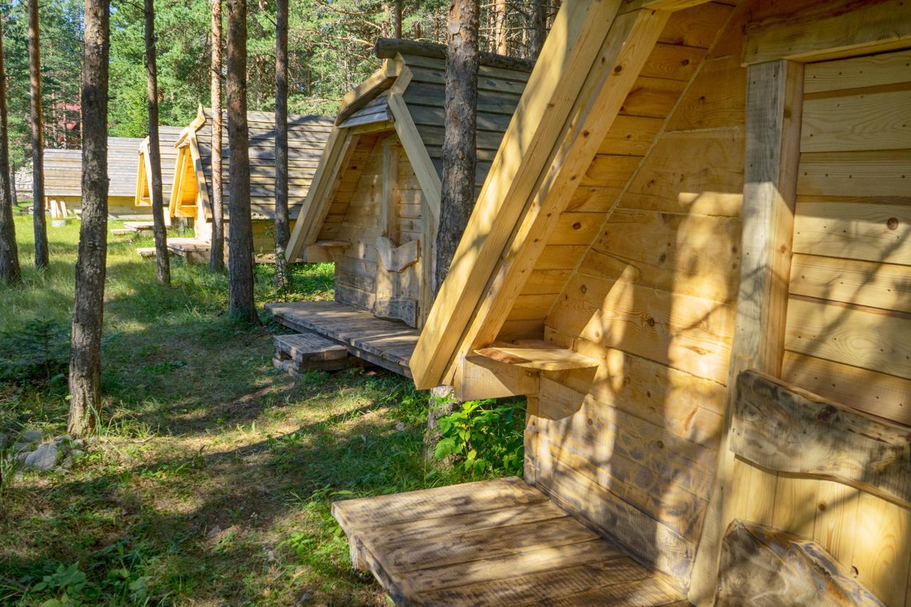 Eco Camp Chalets Pod Gorom Žabljak エクステリア 写真