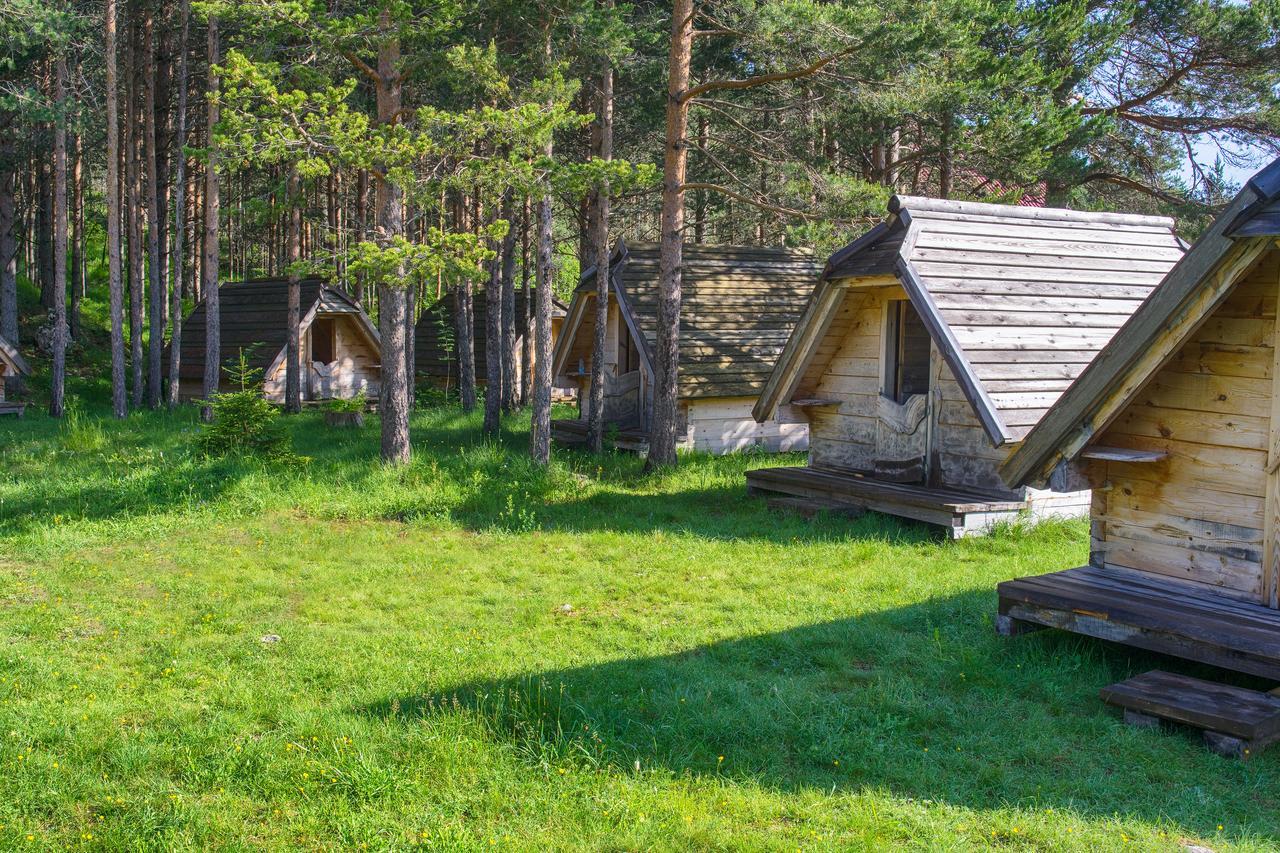 Eco Camp Chalets Pod Gorom Žabljak エクステリア 写真