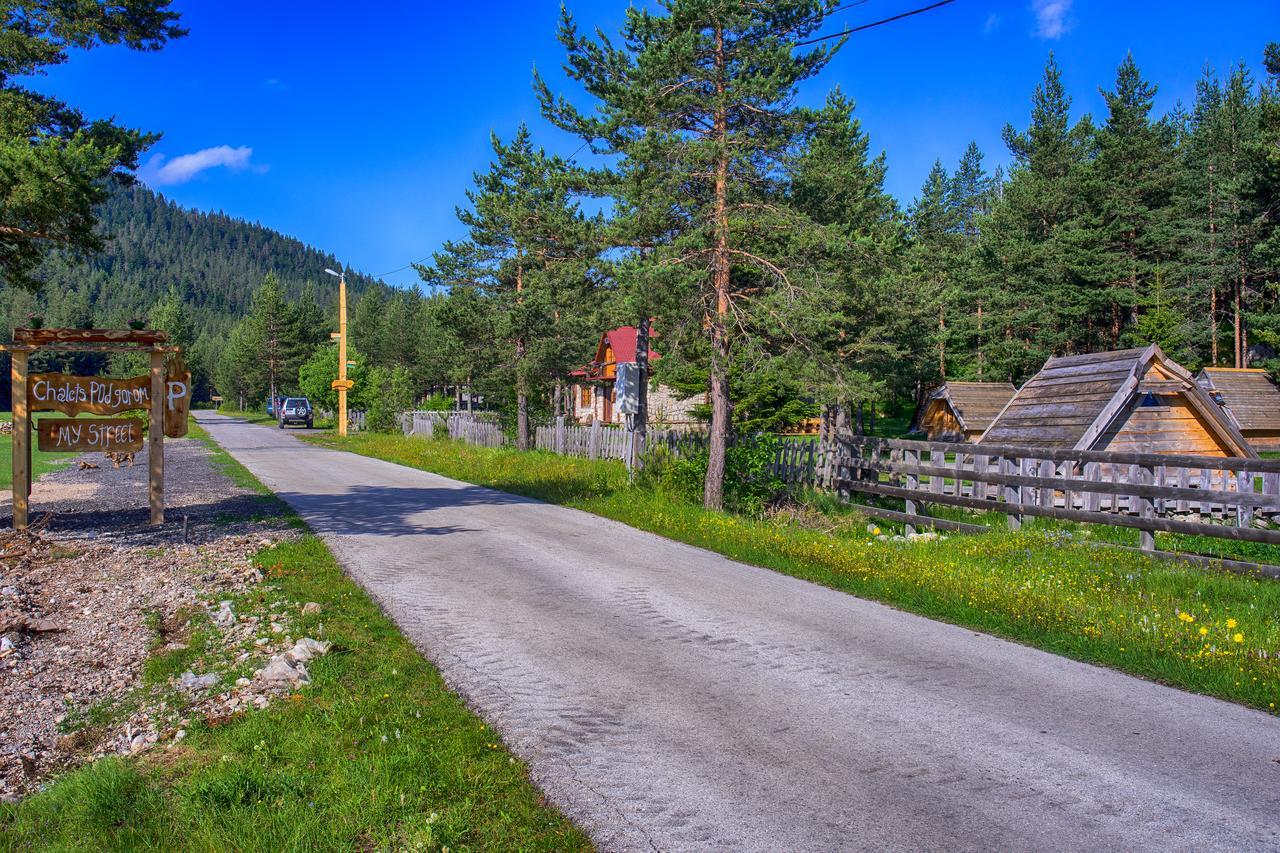 Eco Camp Chalets Pod Gorom Žabljak エクステリア 写真