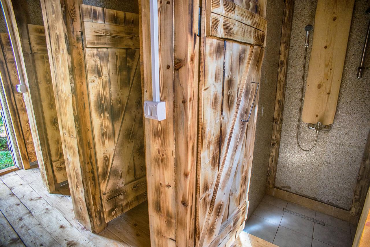 Eco Camp Chalets Pod Gorom Žabljak エクステリア 写真