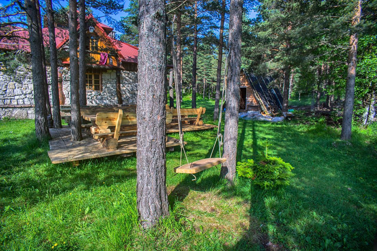 Eco Camp Chalets Pod Gorom Žabljak エクステリア 写真