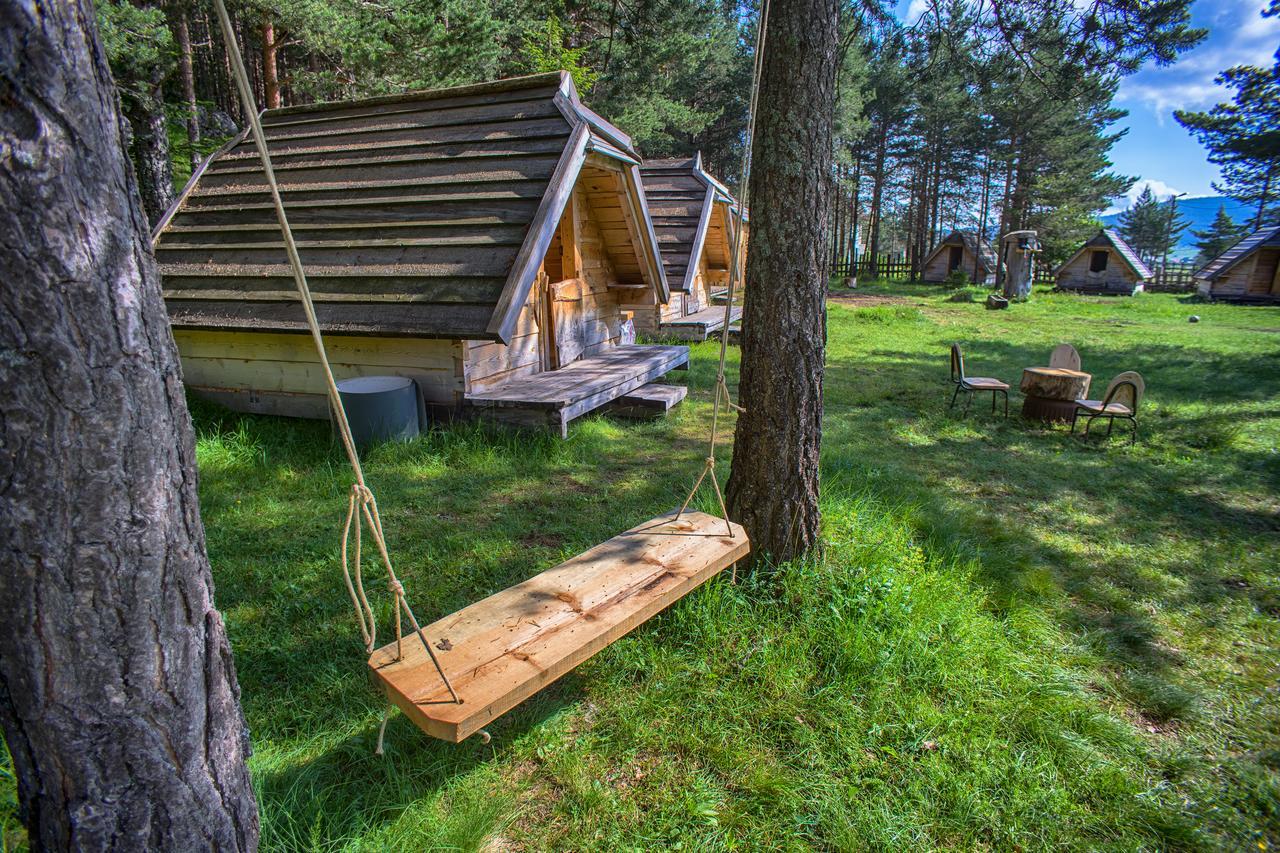Eco Camp Chalets Pod Gorom Žabljak エクステリア 写真
